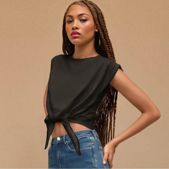 CIDER Women's Black Cropped Knotted Tie-Front Short Sleeve Tee XL New with Tags! - Picture 1 of 7